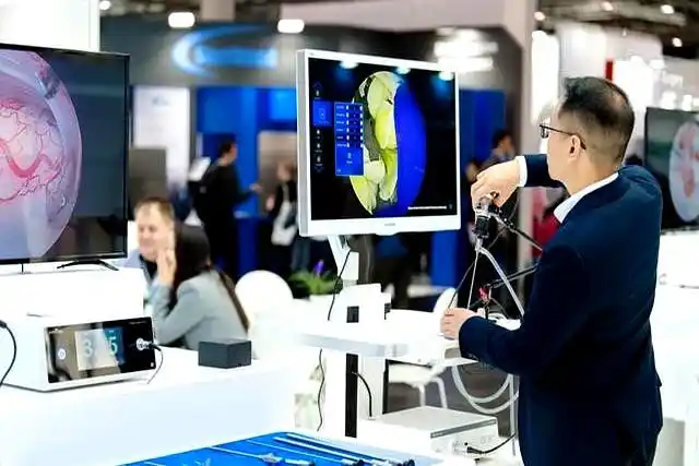 4K Ultra-HD 内視鏡が MEDICA でデビュー: 中国のカメラモジュールメーカーがグローバリゼーションの変曲点に直面